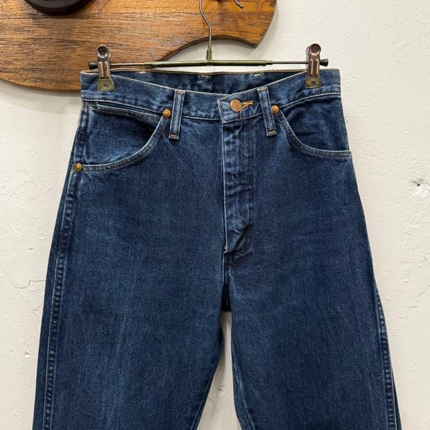 26) 90s USA Wrangler Dark Blue Straight 7