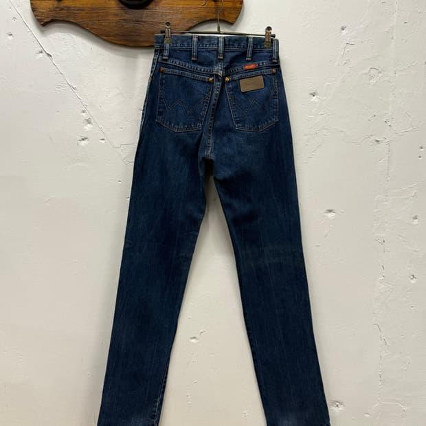26) 90s USA Wrangler Dark Blue Straight 3