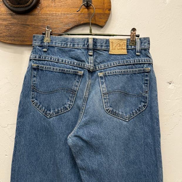 29) Lee Mid Blue Straight Denim pants 2