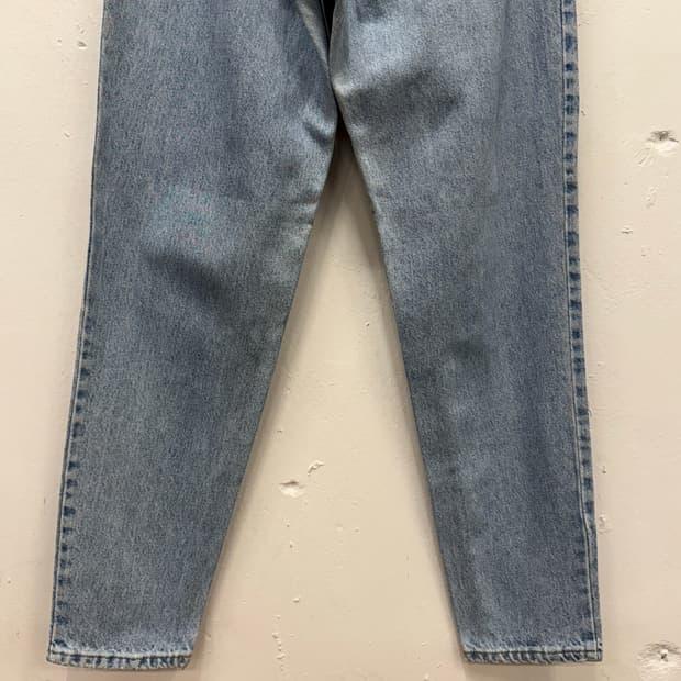 27) CANADA Levi’s 550 Relaxed Tapered Je 5
