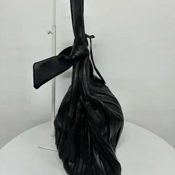 베라왕 22년 신형 플리츠 호보 토트백 숄더백 5