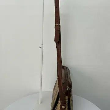 버버리 노바체크 플랩 숄더 크로스백 4