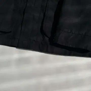 [110] The North Face hooded windbreaker 6