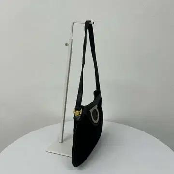 살바토레 페라가모 빅 간치니 스웨이드 가죽 토트백 3