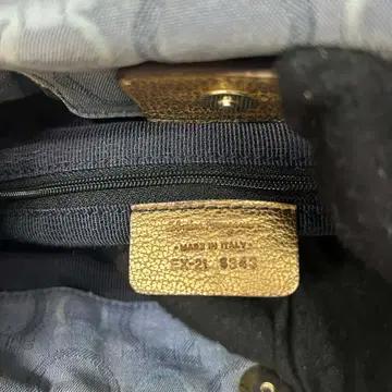 페라가모 간치니 스트랩 캔버스 숄더 토트백 8