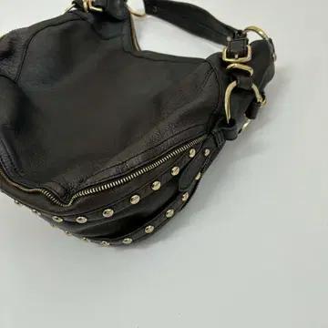 DKNY 스터드 가죽 토트백 숄더 호보백 3