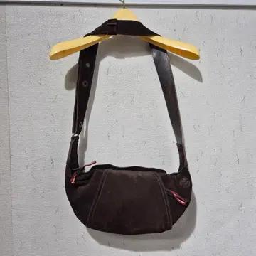 BALLY 브라운 스웨이드 숄더백 2