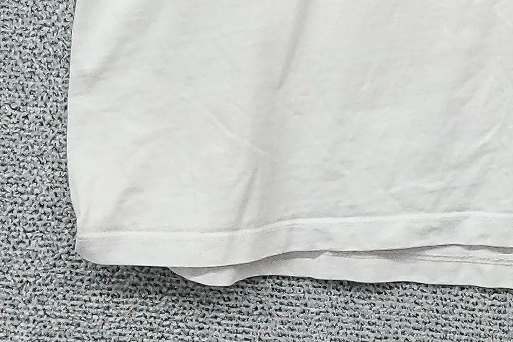 게스 프린팅 화이트 반팔티 M 8
