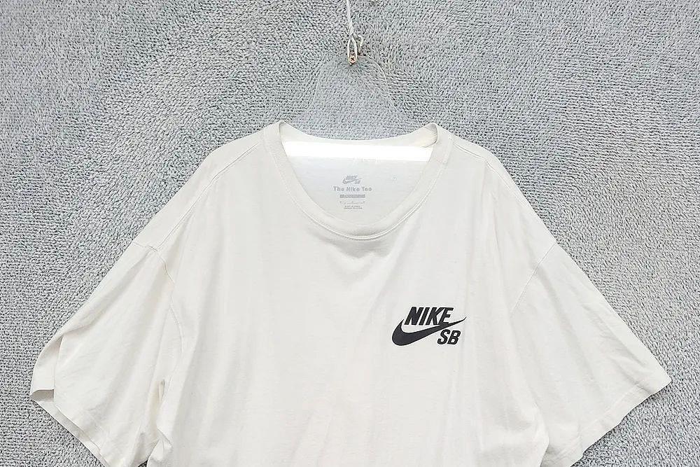 나이키 SB 화이트 반팔티 XXL 5
