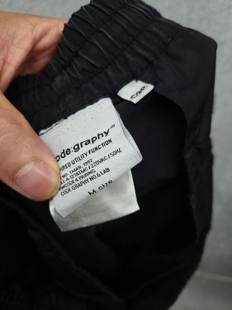 코드그라피 블랙 반바지 M size 9