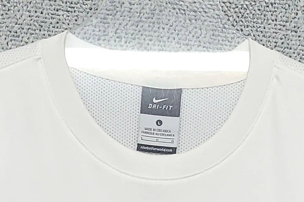 나이키 화이트 트레이닝 반팔티 L 7