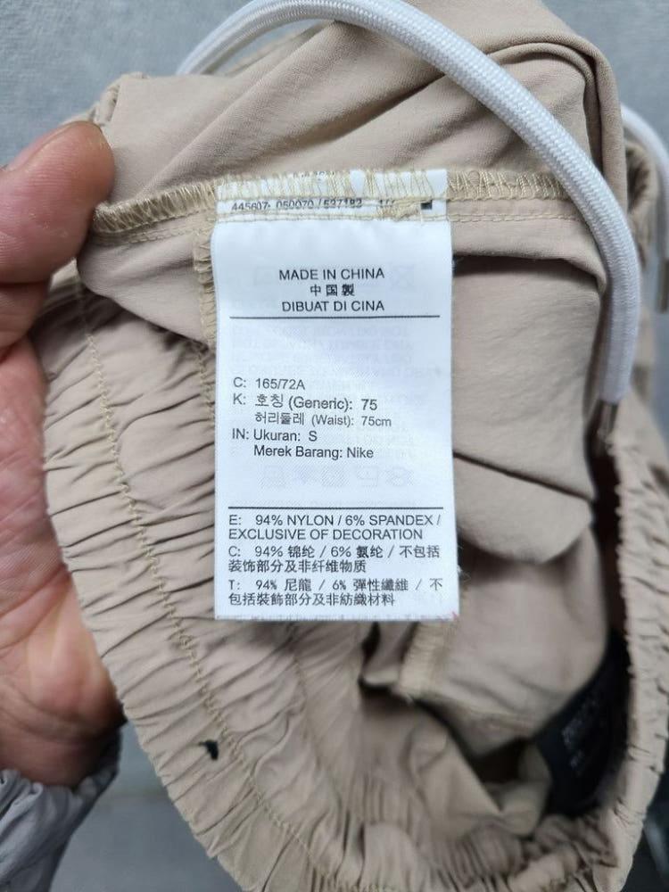 나이키 베이지 카고 기능성 반바지 S 9
