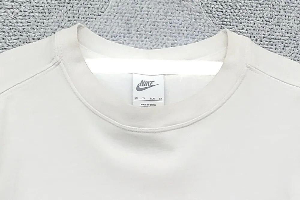 나이키 화이트 반팔티 XS 7
