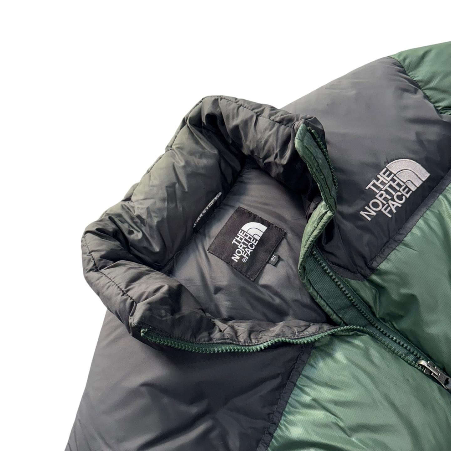 [100] The North Face Nuptse 700 Down Jacket 9