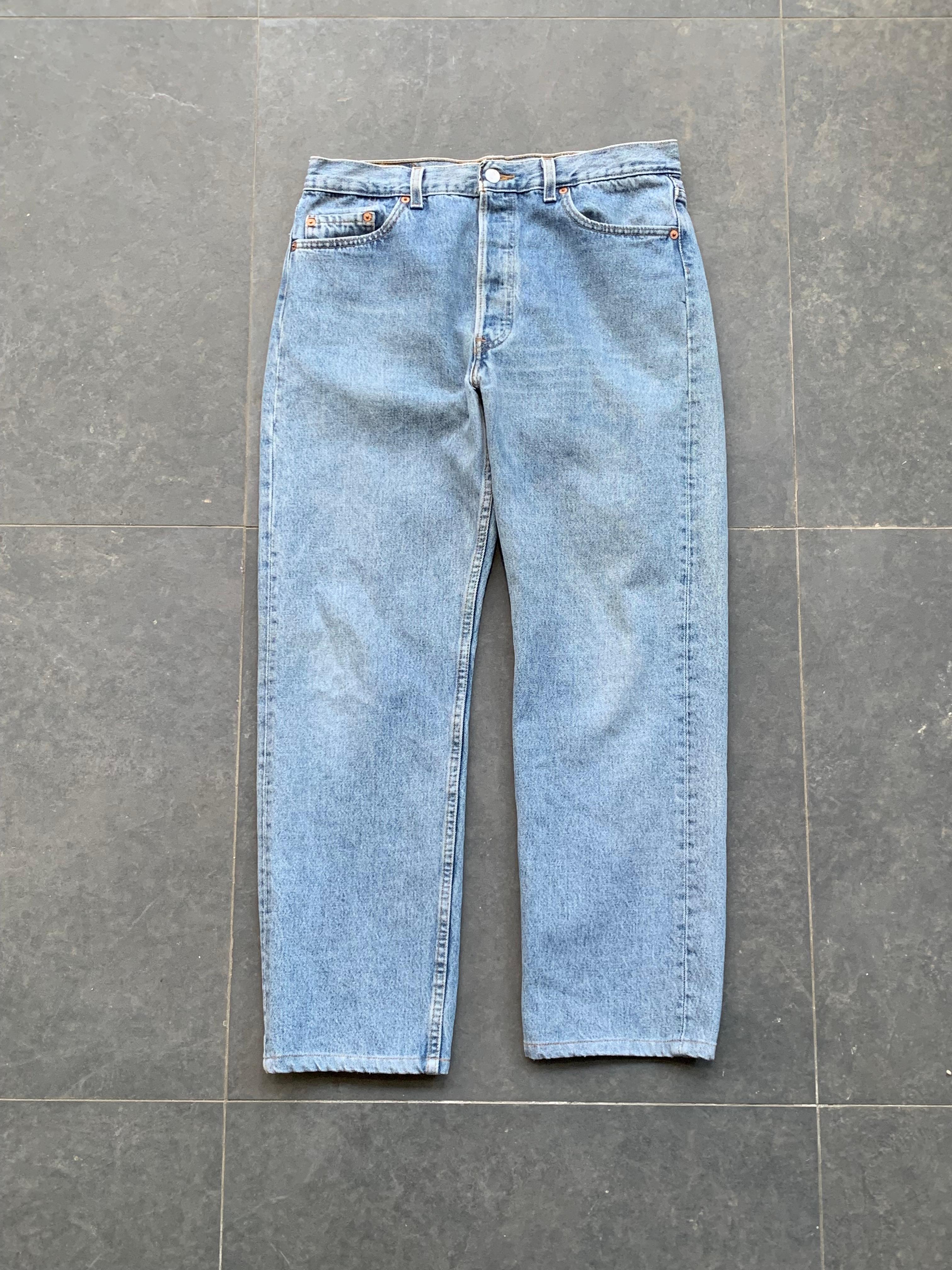 1990s Levi's 501 Denim Jeans (36X32 / Made in USA) 3