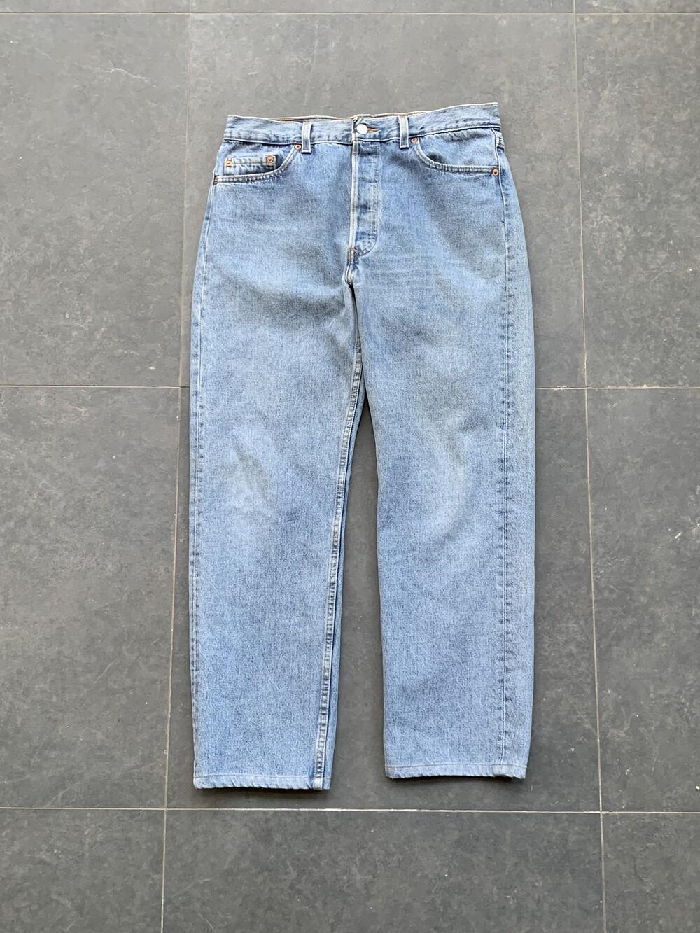1990s Levi's 501 Denim Jeans (36X32 / Made in USA) 5