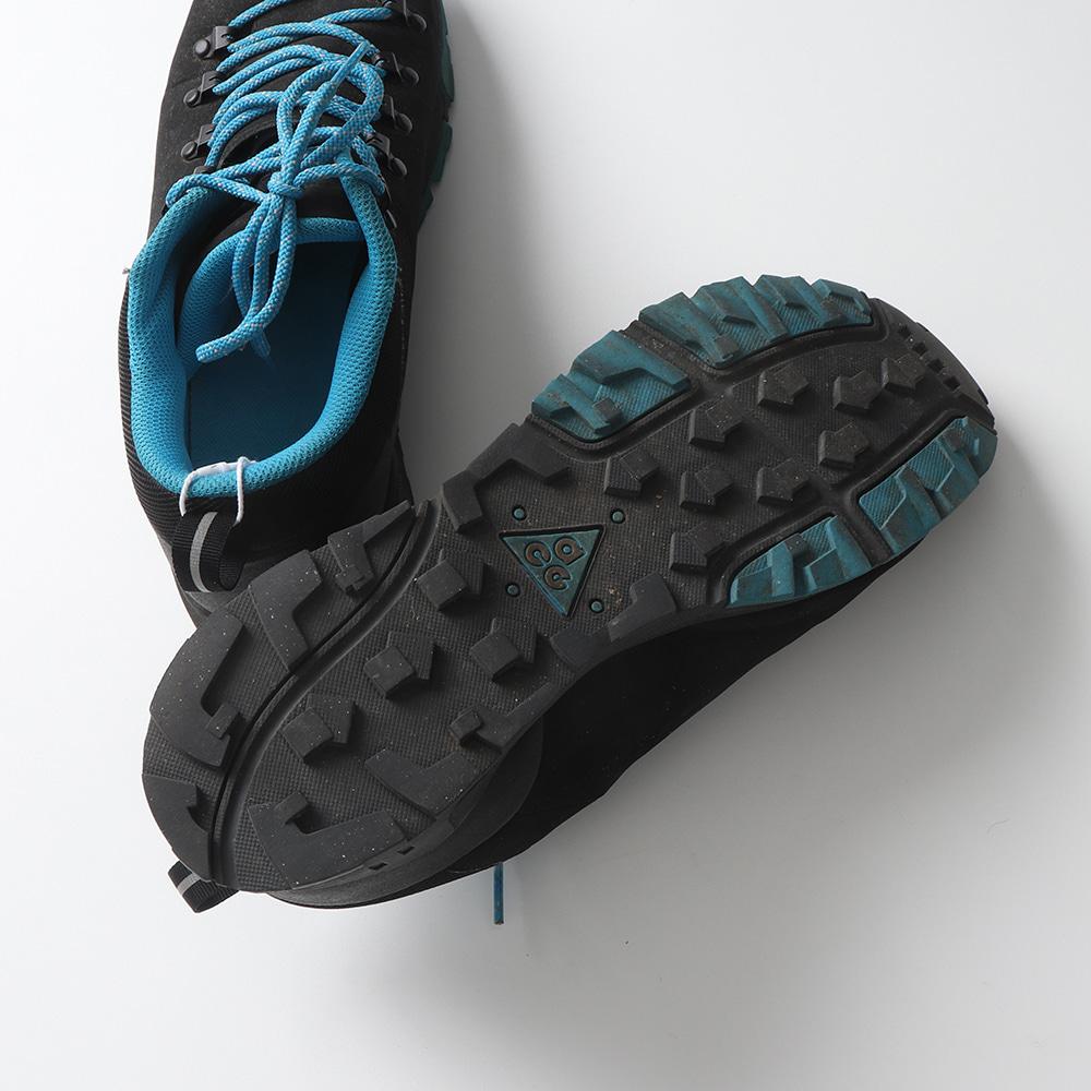 NIKE ACG Trekking Shoes 8