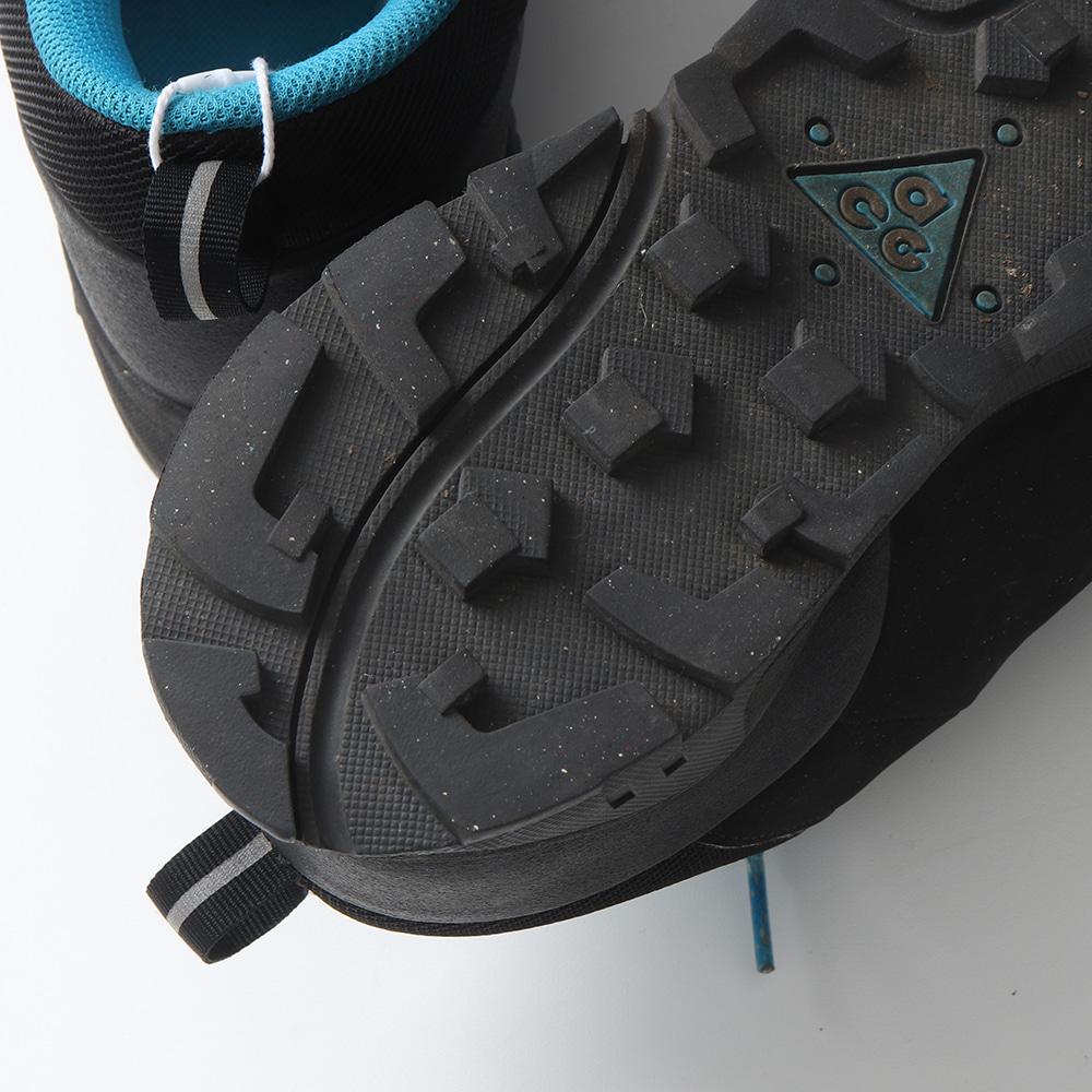 NIKE ACG Trekking Shoes 9