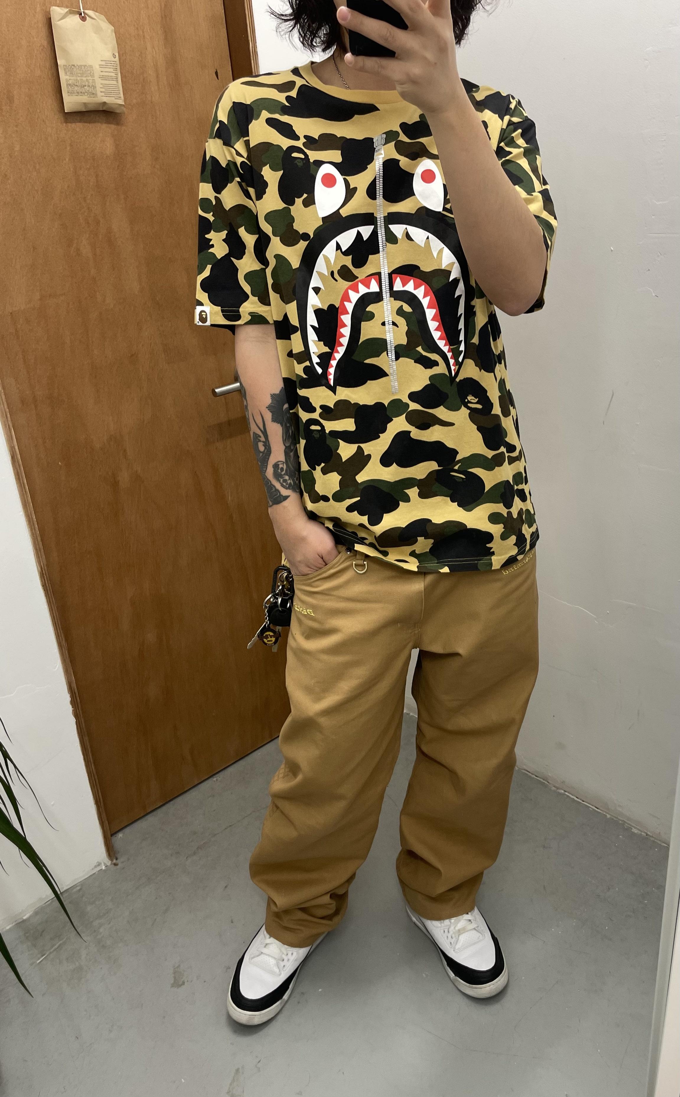 A BATHING APE 1st Camo Shark T-shirt 3