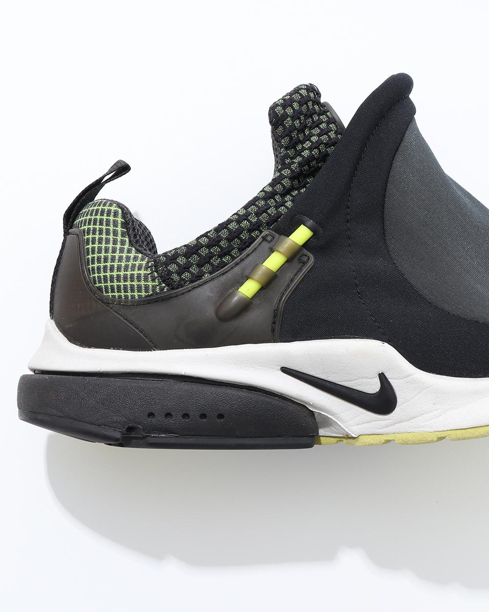 NIKE × COMME des GARCONS 10