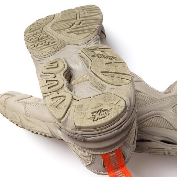 MIZUNO × BEAMS 9