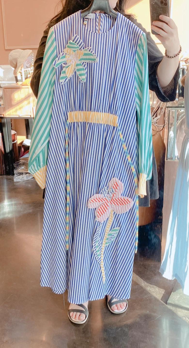 Mira Mikati 미라 미카티 스트라이프 아플리케 플라워 원피스 새제품 9