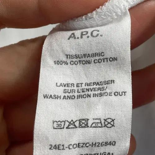 A.P.C 아페쎄 루 마담 자수 반팔티 (on.443) 7