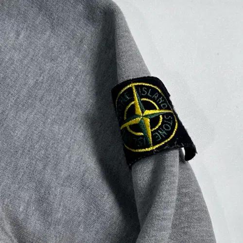 스톤아일랜드 그레이 맨투맨 4