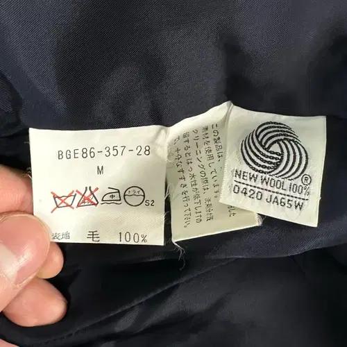 90s 버버리 금장 자수로고 더블 블레이저 9