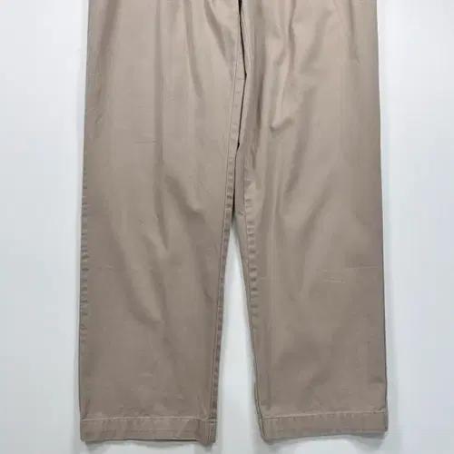 폴로 베이지 투턱 치노팬츠 5