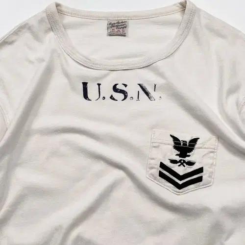 버즈 릭슨 USN 티 3