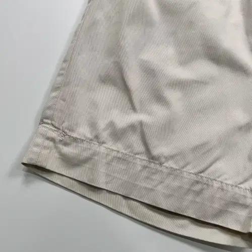 폴로 논 프론트 화이트 치노 숏츠 3