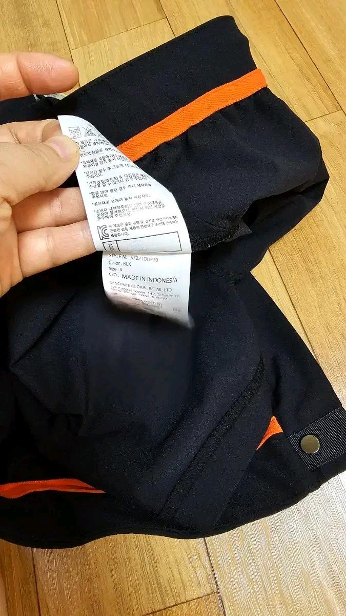 데상트 듀얼리스 우븐 반바지  10