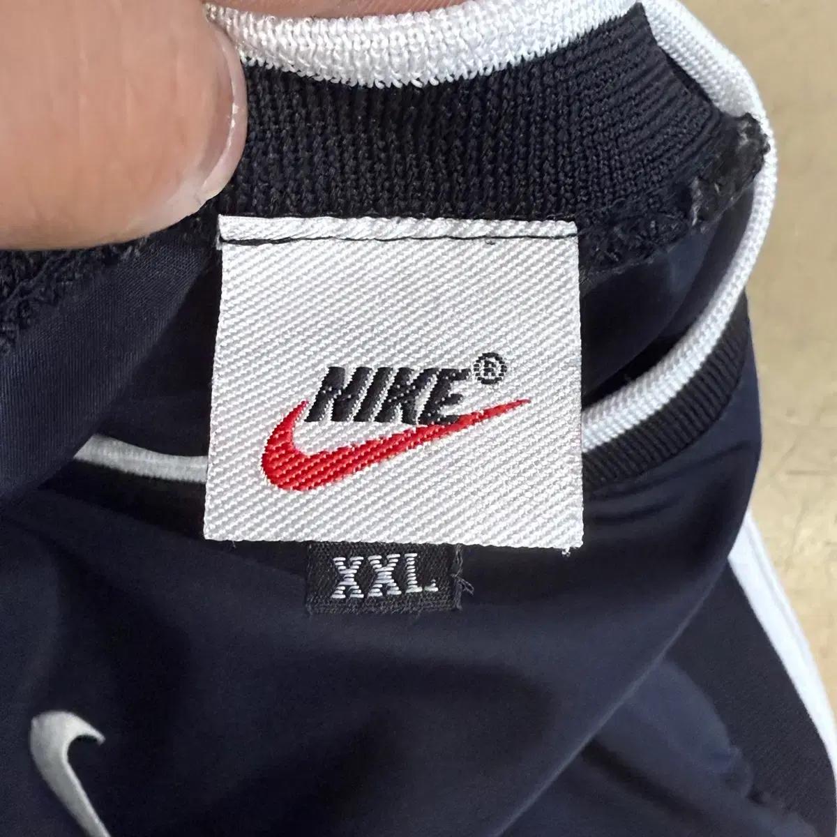 나이키 XXL 올드스쿨 웜업 블랙 4
