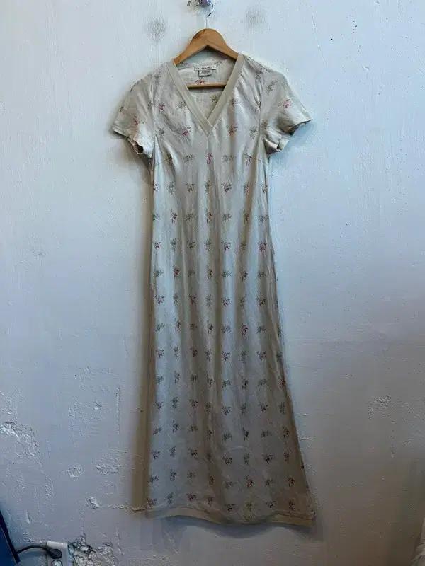 LAURA ASHLEY 로라 애슐리 퓨어린넨 플라워 원피스 2