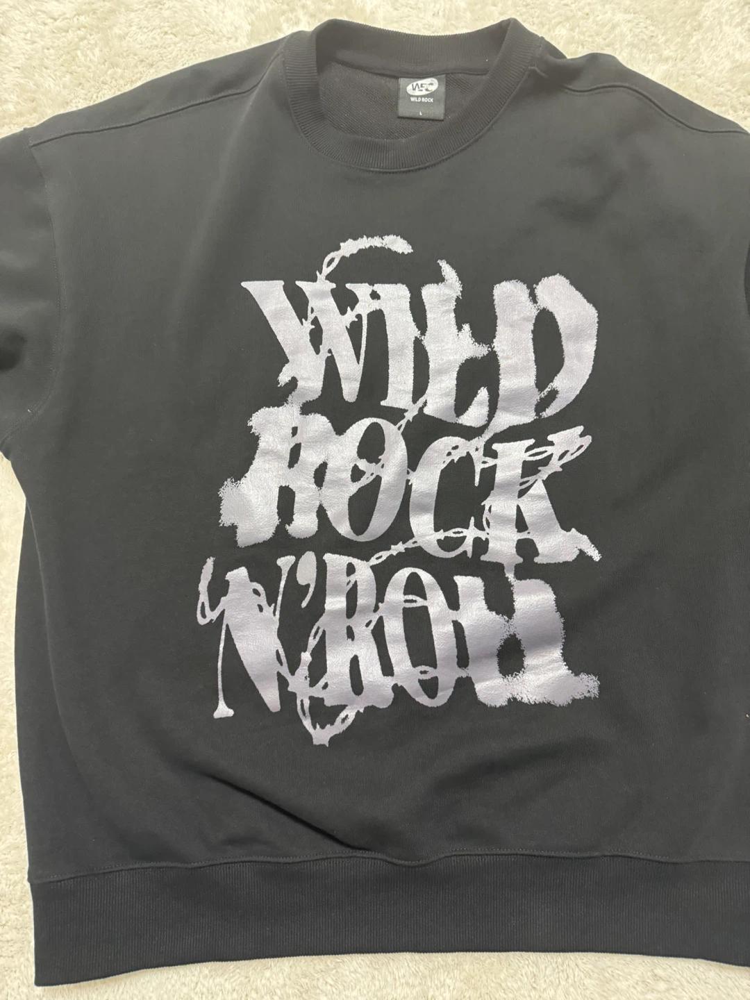 블랙 WILD ROCK N ROLL 맨투맨 L사이즈 2