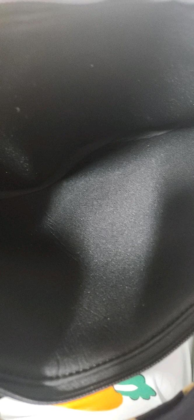 마크제이콥스 퀼팅 립 프린트 토트백 3