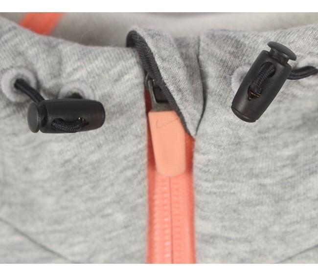 NIKE 8