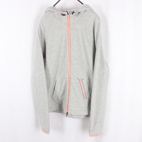 NIKE 2