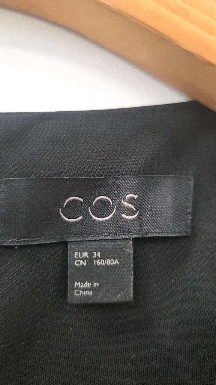 COS 코스 하단 플리츠 디테일 원피스 블랙 6