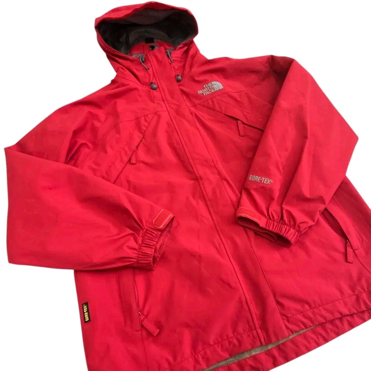 The North Face 노스페이스 레드 고어텍스 등산 바람막이 3