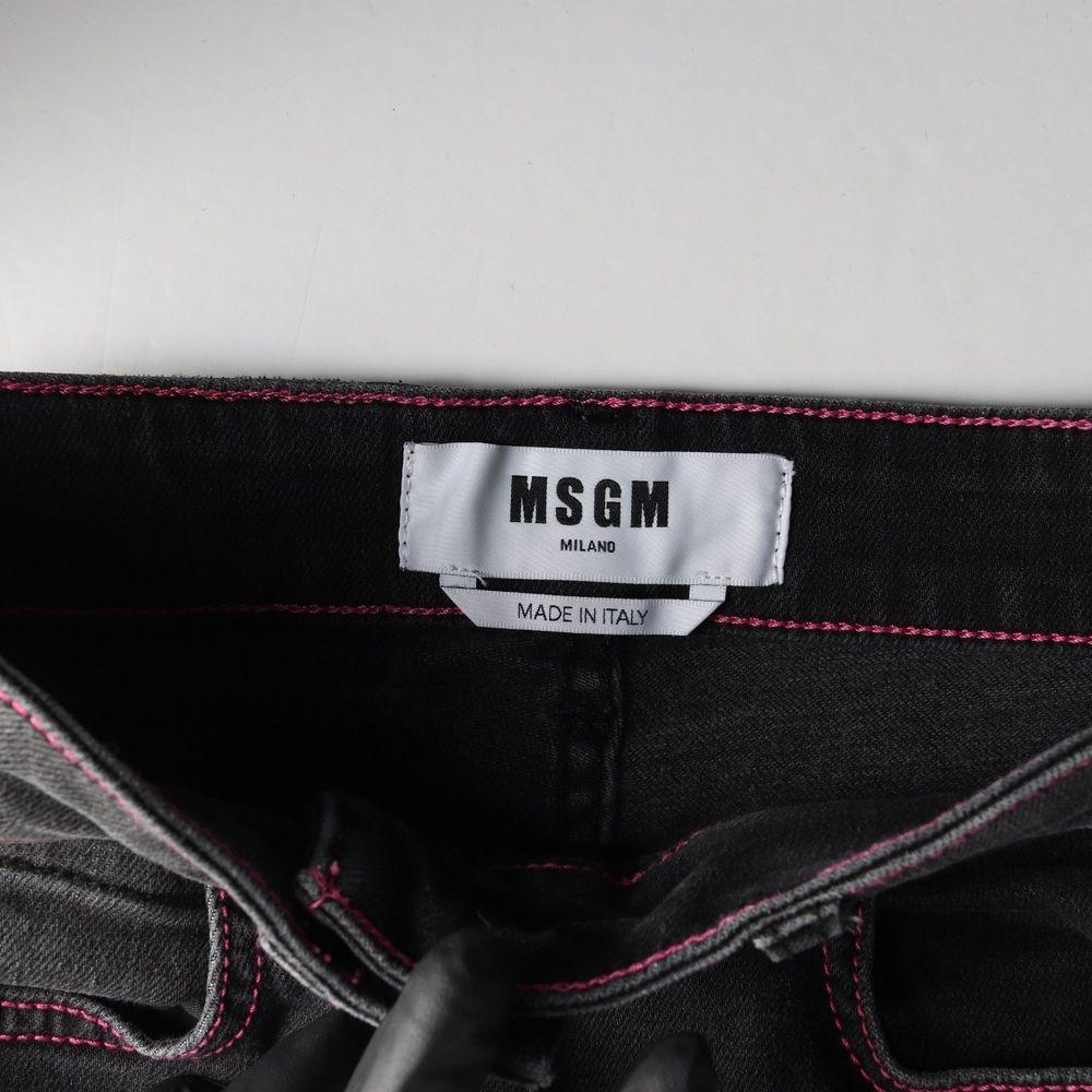 MSGM (WOMEN - S) 코튼 폴리 패치 로고 데님 팬츠 7