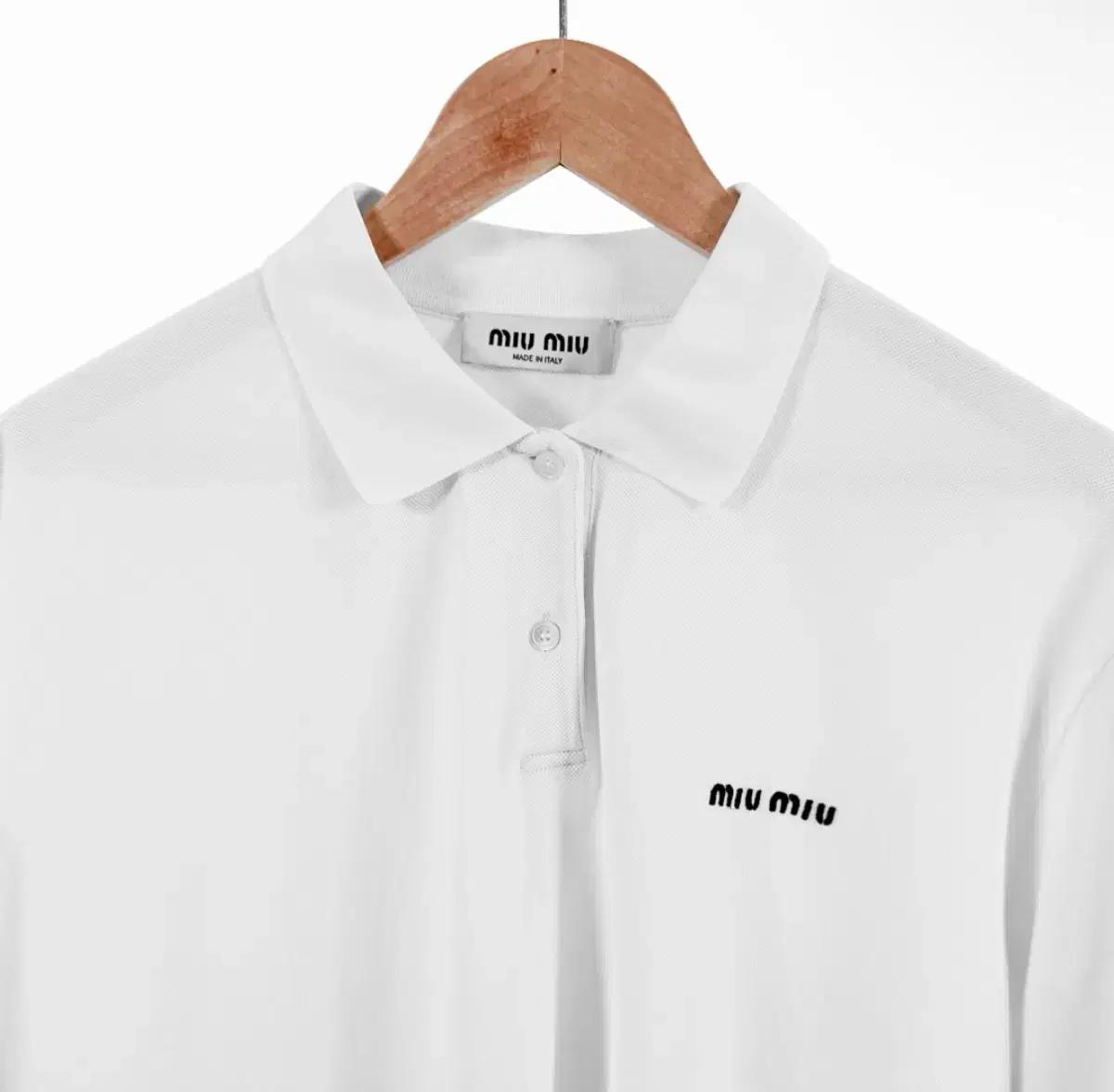 [5% 할인] [XL] 미우미우 24ss 폴로 PK 반팔 티셔츠 화이트 MJN535 6