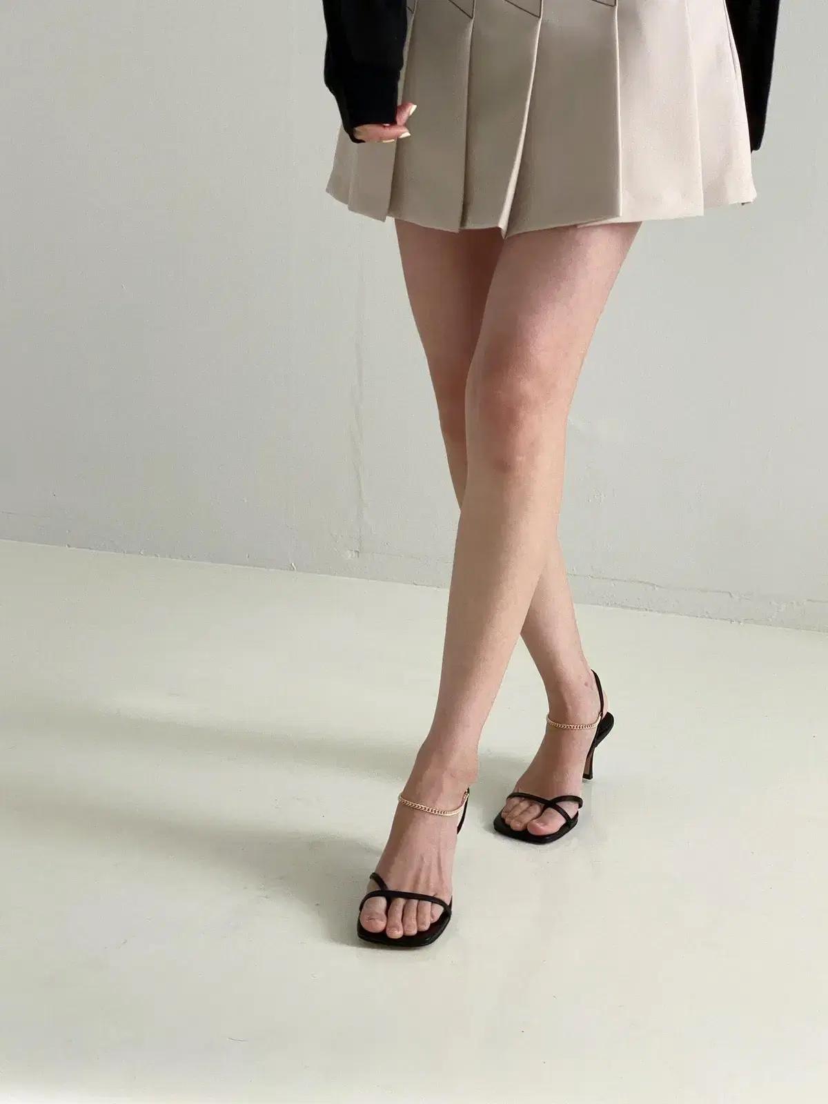 #세일 9270 슬림 금장 발찌 7cm 샌들 235 블랙 새상품 10