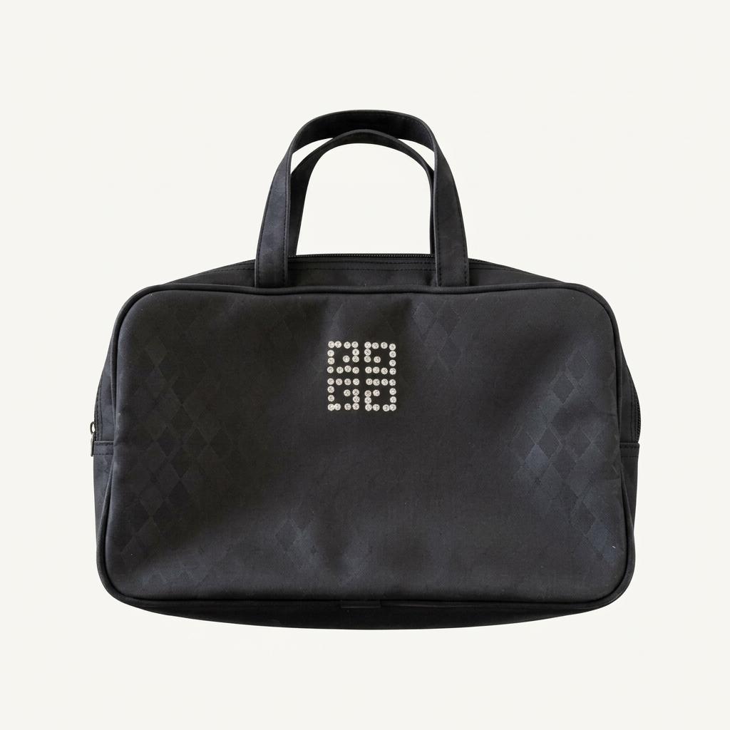 지방시 블랙 로고 파우치 가방 1