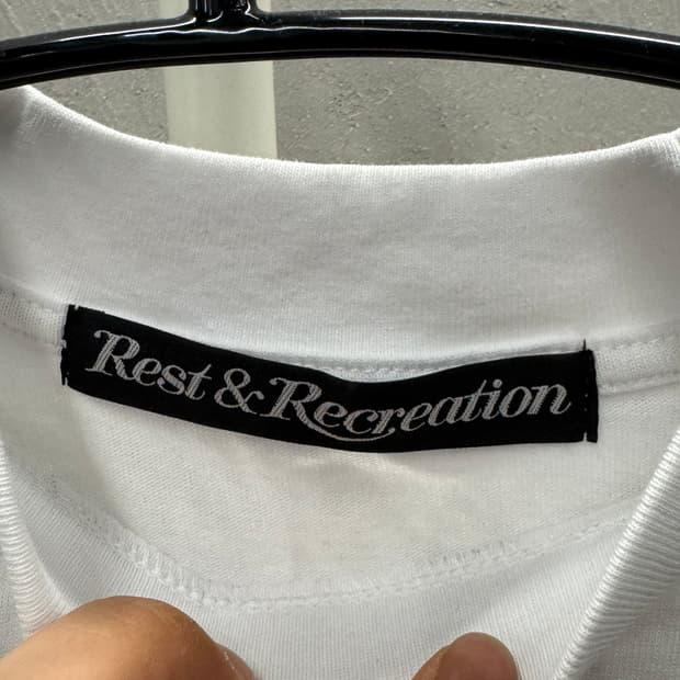 Rest & Recreation 크롭 티셔츠 화이트 5