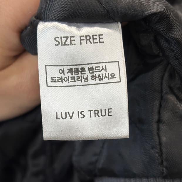 LUVISTRUE 러브이즈트루 바시티 자켓 FREE 6