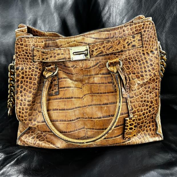 MICHAEL KORS 마이클 코어스 크로커 엠보 토트백 6