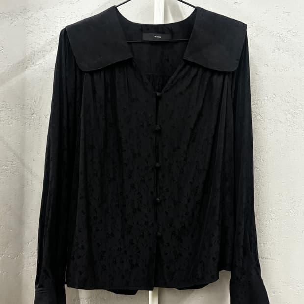 BEAKER 블랙 플라워 블라우스 3
