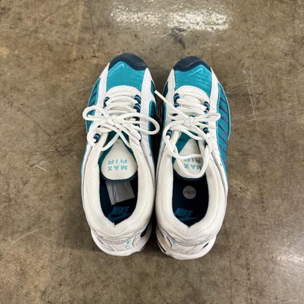 NIKE 나이키 에어 맥스 테일윈드 275 5